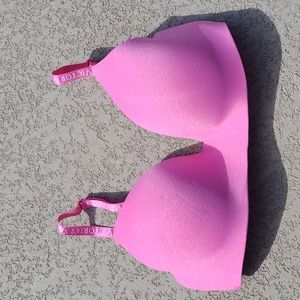 Victoria's Secret Pink T-Shirt Bra